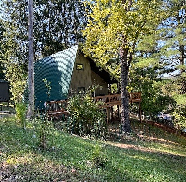 1st image of 71128 Lakeview Dr