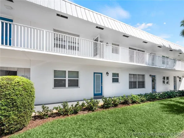 2929 SE Ocean Blvd APT 124-8, Stuart, FL 34996