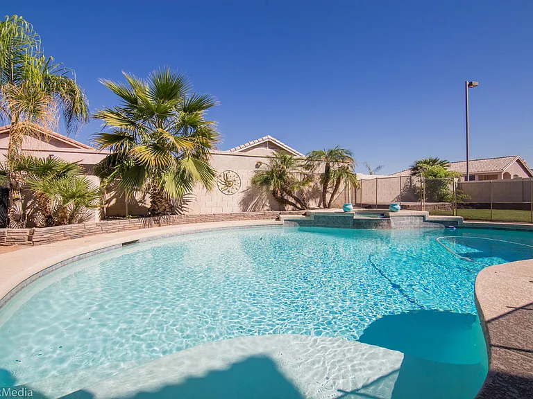 13168 W Monte Vista Dr — Photo 43