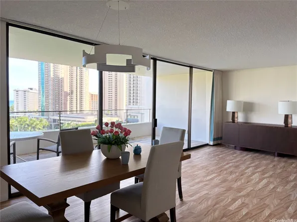 1910 Ala Moana Blvd APT 14C, Honolulu, HI 96815