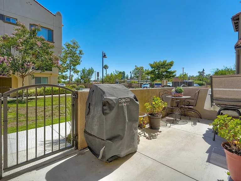 1576 Castillo Way — Photo 27