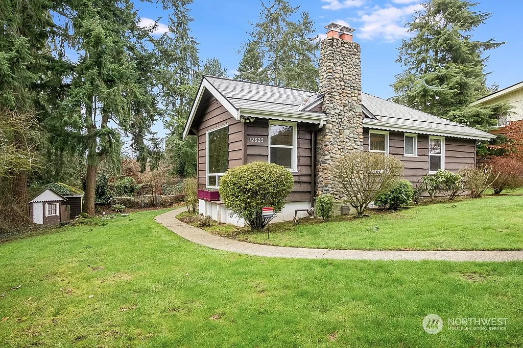 12823 84th Avenue S photo 1