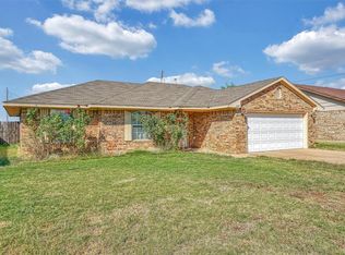 1809 Comet St, Altus, OK 73521