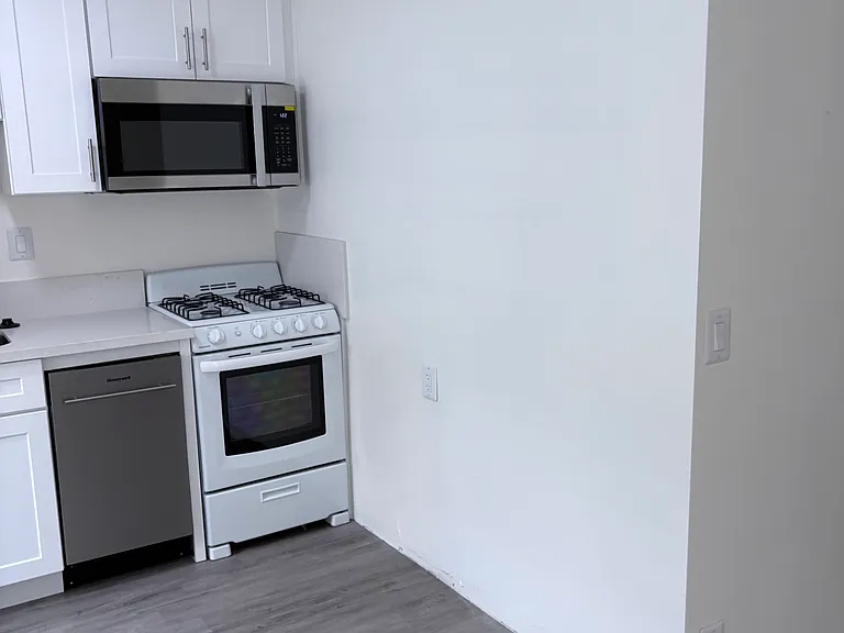 393 Waldo Ave #8 — Photo 38