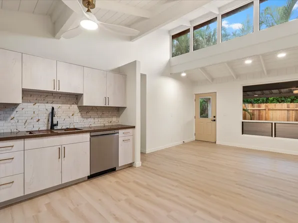 3567 Baldwin Ave, Makawao, HI 96768