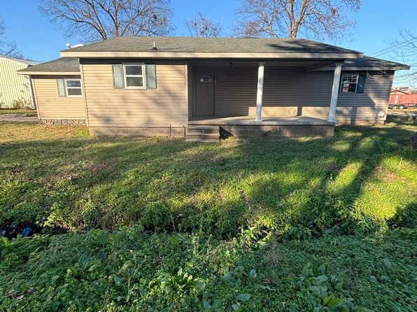 209 S 2nd St, Marmaduke, AR 72443