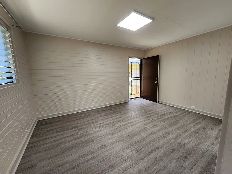 321 California Ave #5 — Photo 3