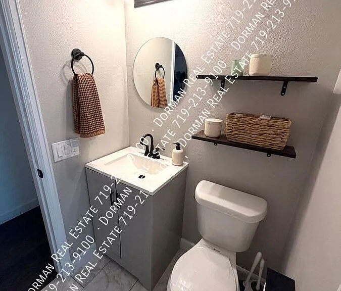 210 Lanfare Pl — Photo 14