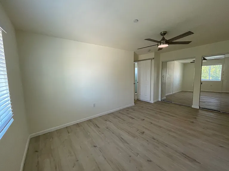 1225 Tulare St #C — Photo 7