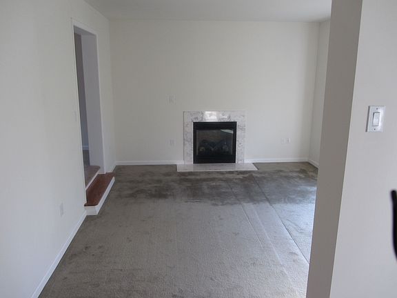 Sunken Family Rm with FP