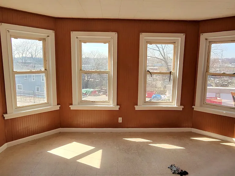 80 Huntington Rd #2 — Photo 4