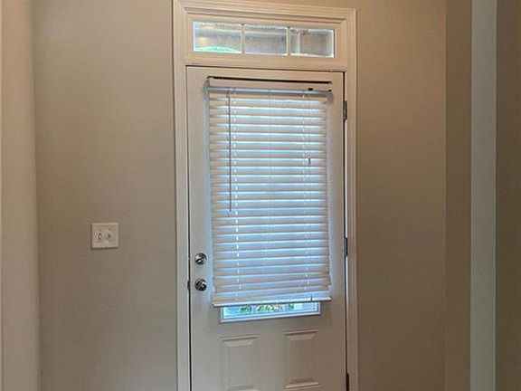 5th image of 5225 Sherwood Way