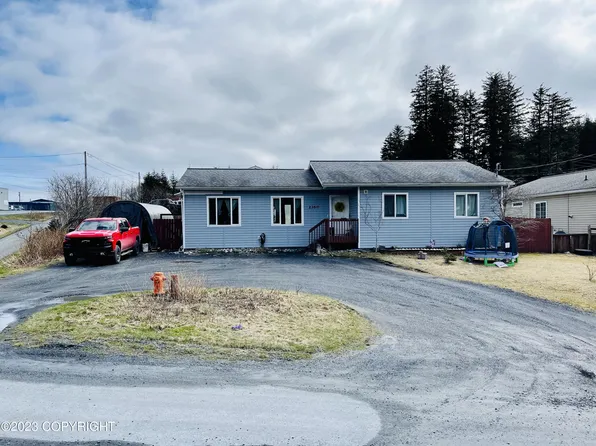 2360 Beaver Lake Dr, Kodiak, AK 99615