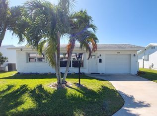 904 SW 5th Ave, Boynton Beach, FL 33426
