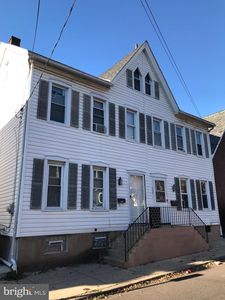 395 N Evans St, Pottstown, PA, 19464