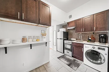 Rented by Aura NYC LLC