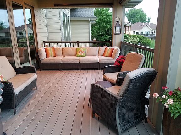 Upper covered deck