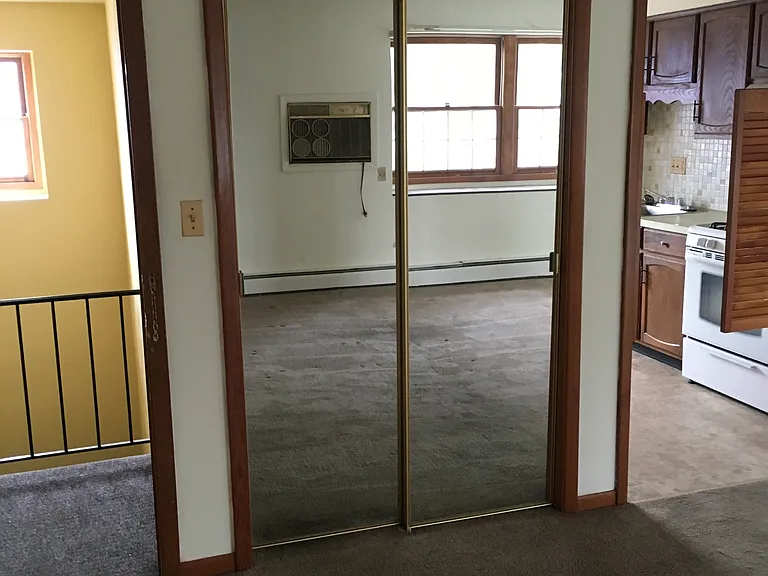 22 Floral Ave #6 — Photo 4