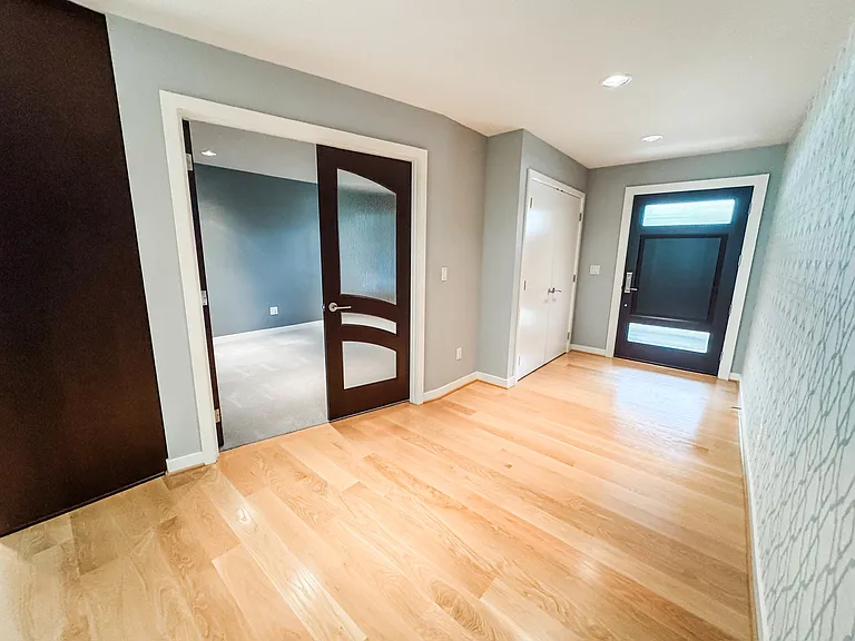4830 NW Kahneeta Dr — Photo 2