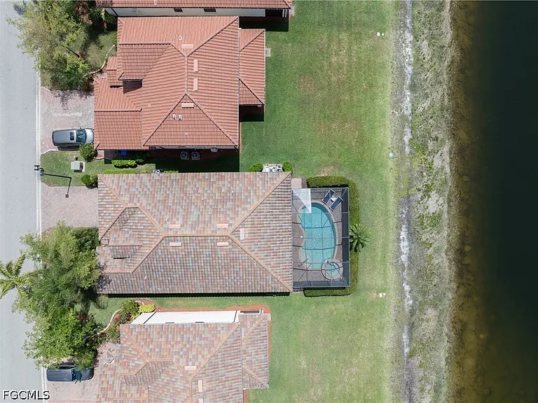 10960 Cherry Laurel Dr — Photo 4