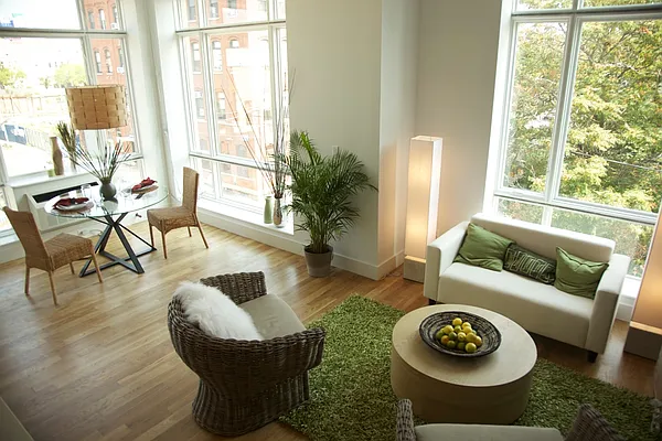 Rented by Rivington Street Leasing | media 38