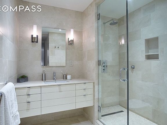 4th image of 1001 5th Ave APT 22A