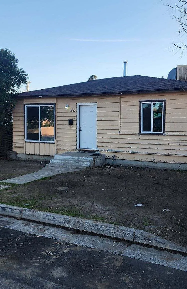 2 bed, $1,550 — Photo 1