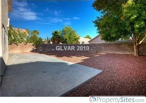 2nd image of 5300 Del Lago Dr
