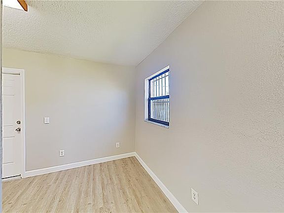 2nd image of 5106 Manduria St