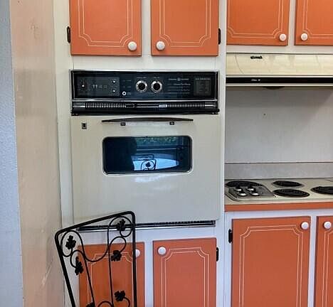 5th image of 5730 Fernley Drive E #12