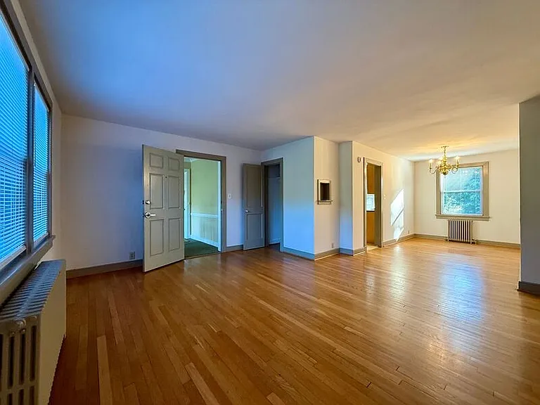 1400 Kenmore Ave #D4 — Photo 2