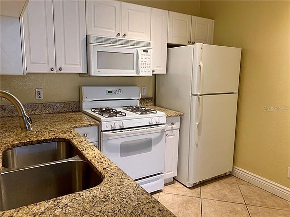 4th image of 2732 Via Murano Unit 522