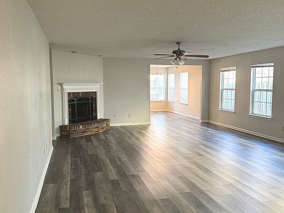 4th image of 12164 Brushfield Ln