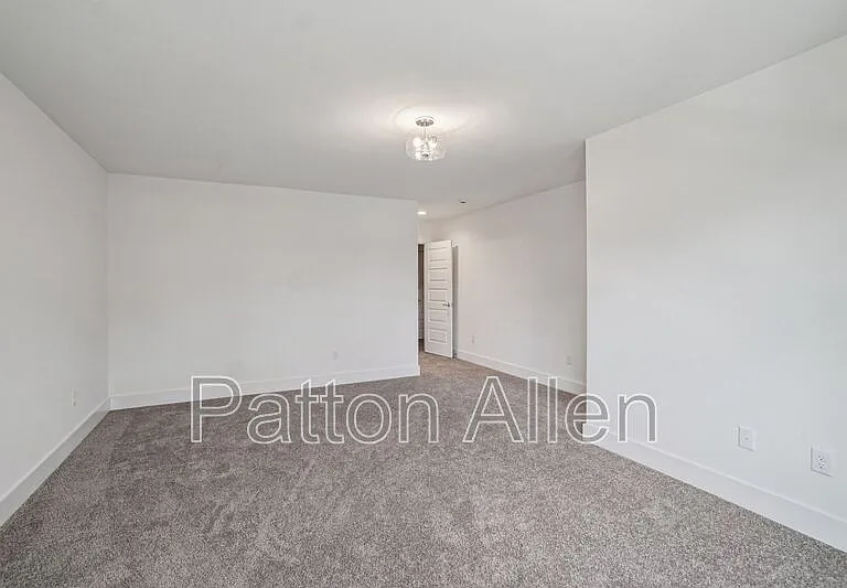 17 Bolton St — Photo 16