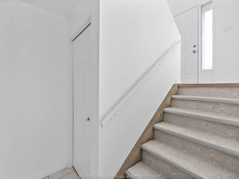 1478 Westcott Rd #LOWER — Photo 15