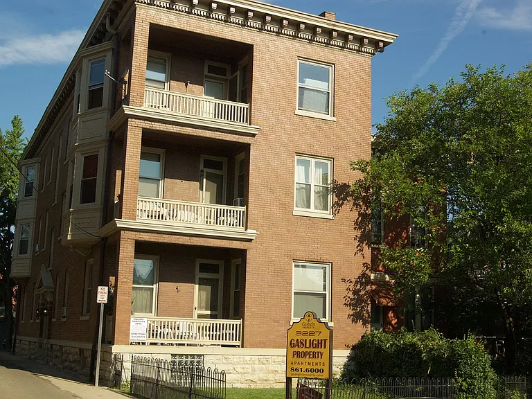 3227 Jefferson Ave — Photo 26