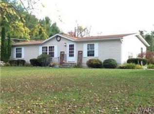 8741 Jones Rd, Slatington, PA 18080