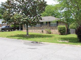 3301 Fernway Dr, Hattiesburg, MS 39401