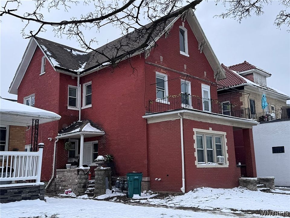 1st image of 856 Niagara St