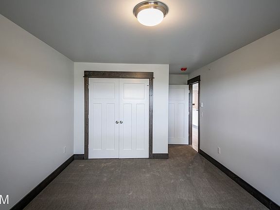5th image of 1105 Twin Lakes Ave APT H