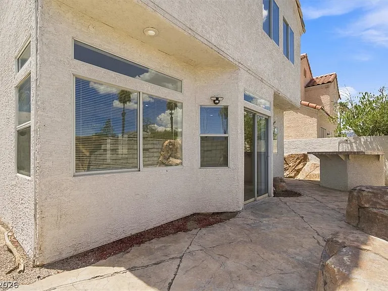 2576 Silver Shadow Dr — Photo 21
