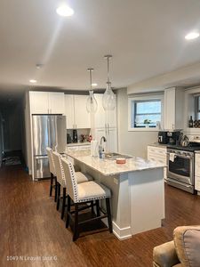 1049 N Leavitt St APT 1, Chicago, IL, 60622