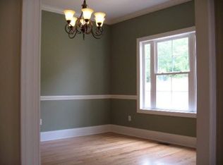 1409 Stillwater Dr, Seneca, SC 29672