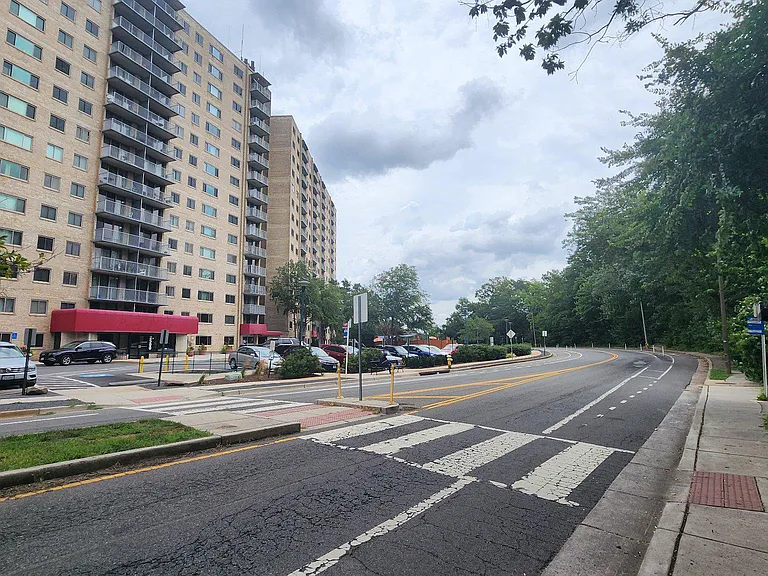2500 N Van Dorn St #1020 — Photo 21