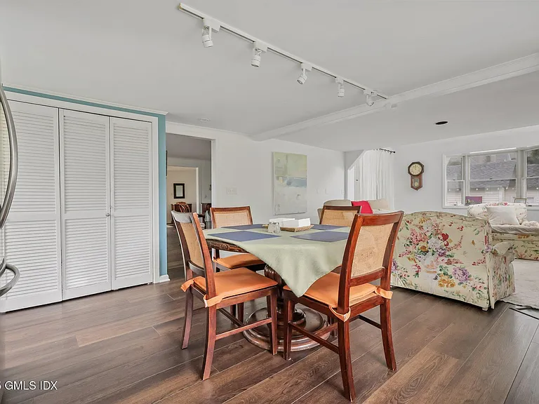 1 Cherry Ln — Photo 25
