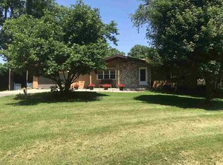 64750 Oak Rd, South Bend, IN 46614