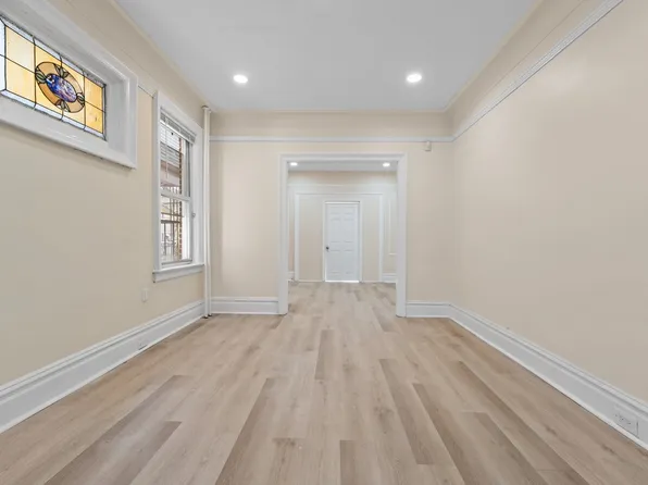 (undisclosed Address), Jersey City, NJ 07305