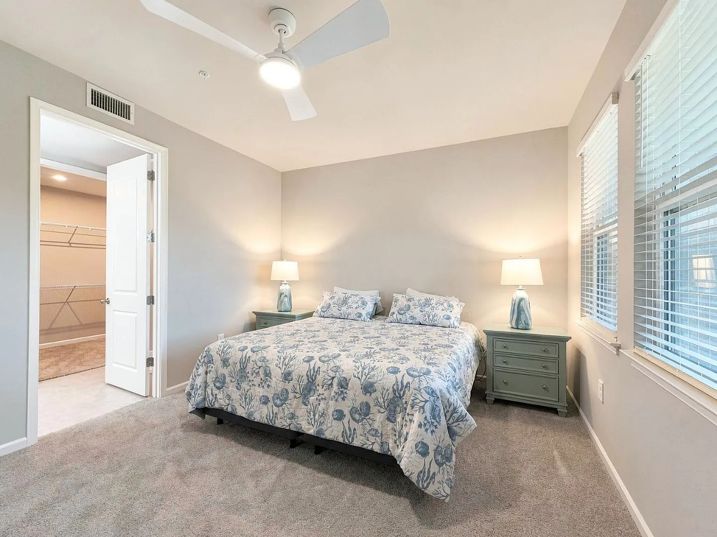 First-Floor Condo 2/2 in Bayshore Arts District — Photo 4