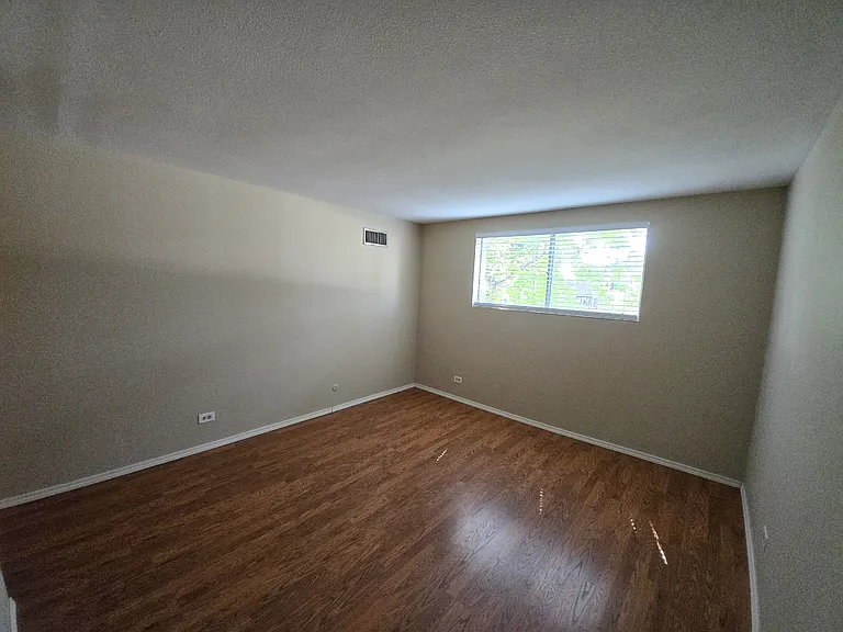 S Linden Ct — Photo 31