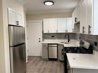 3841 N Greenview Ave APT 2, Chicago, IL 60613